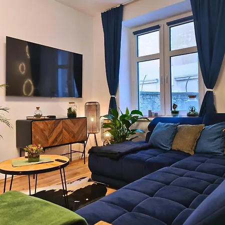 Cozyhome Lux *
